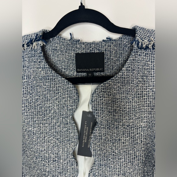 NWT Banana Republic Women's Tweed Frayed Long Cuff Sleeves Blazer Size 12 - Picture 3 of 7